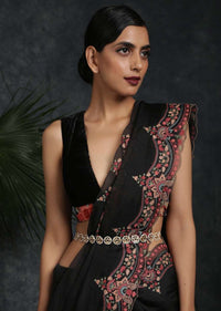 Gold Plated Waist Belt Enhanced With Timeless Polki Combined With High Grade Shell Pearls By Paisley Pop