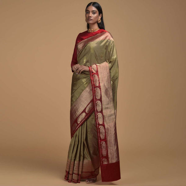 Gold Pure Handloom Saree In Silk With Woven Paisley Buttis And Red Border Online - Kalki Fashion