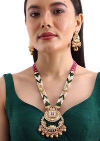 Gold And Green Temple Necklace Set In Mix Metal