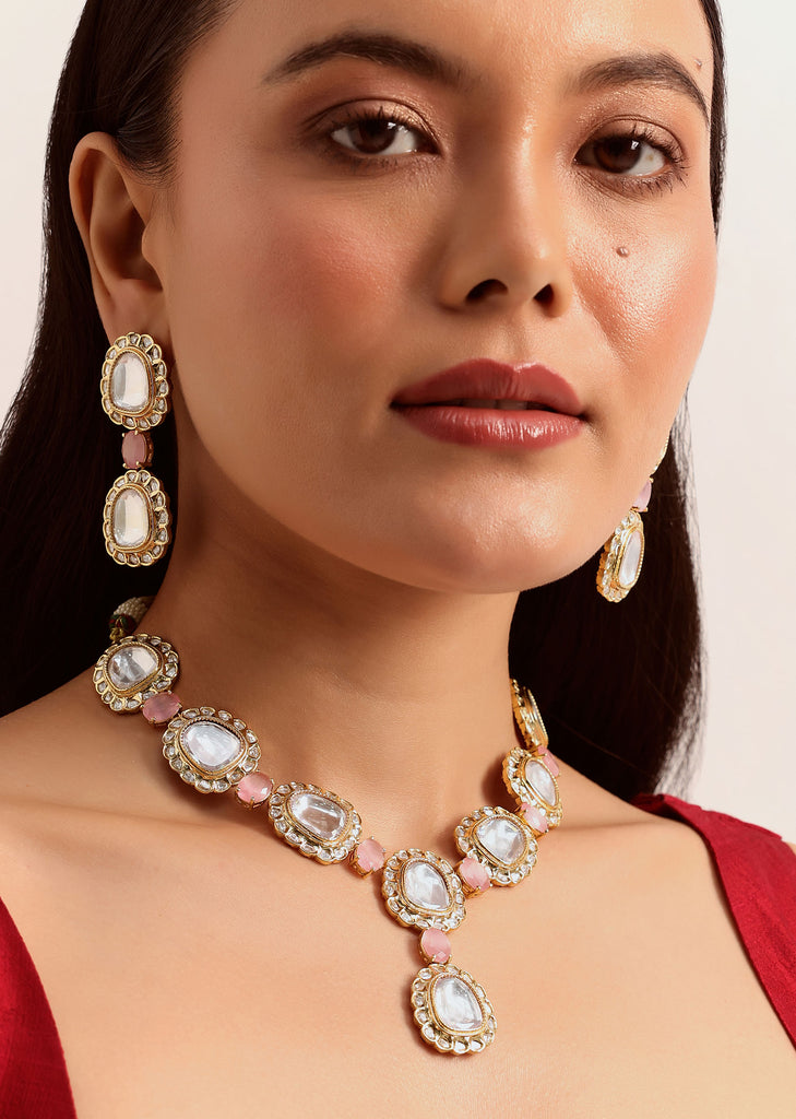 Gold And White Mix Metal Kundan Necklace Set