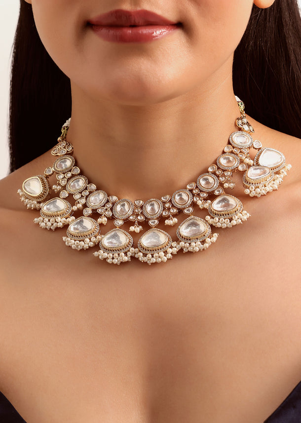 Gold And White Mix Metal Kundan Choker Necklace Set