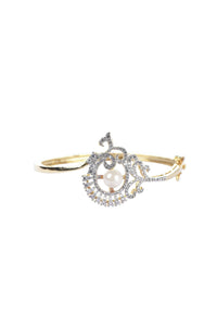 Gold Finish Openable Bracelet In Mix Metal With Faux Diamonds