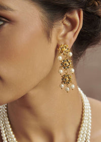 Gold Plated Freshwater Pearls And Kundan Necklace Set