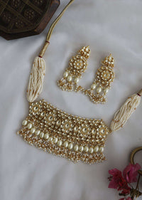 Gold Plated Kundan Choker And Earring Set In Silver Alloy