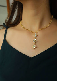 Gold Plated Necklace With Floral Chain Encrusted With Kundan Pendant