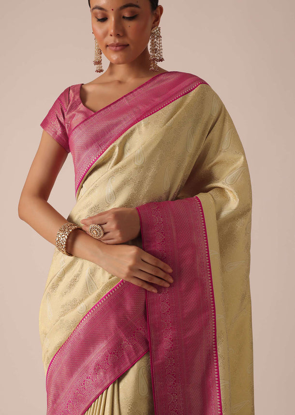 Gold Saree In Brocade Silk With Woven Motifs And Unstitched Blouse Piece