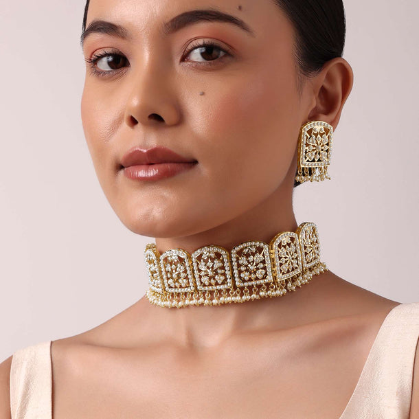 Gold Tone Geometric Kundan Choker Set