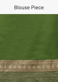 Golden Beige Saree In Art Handloom Silk With Green Woven Border And Two Toned Buttis Along With Unstitched Blouse