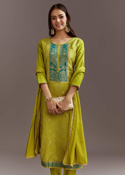 Green Bandhani Dola Silk Kurta Set With Gotta Lace Dupatta
