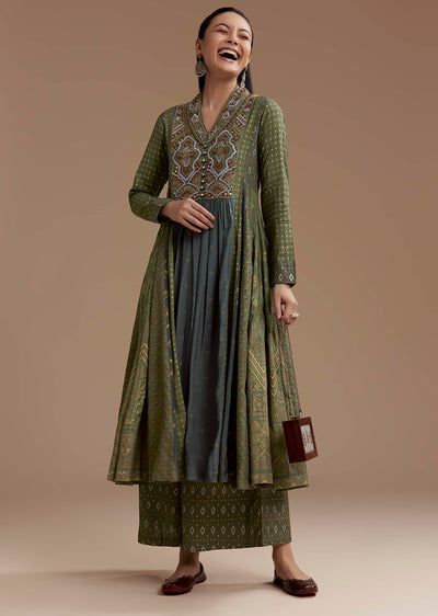 Green Indie Print Cotton Kurta Set with Thread Work