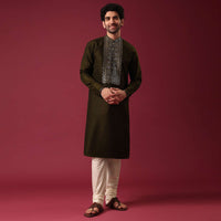 Green Kurta Set In Silk with Leather Work