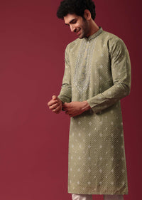 Green Kurta Set In Silk with Sequin Work