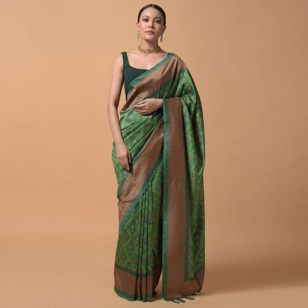 Green Saree In Silk With Printed Patola Jaal Design Online - Kalki Fashion