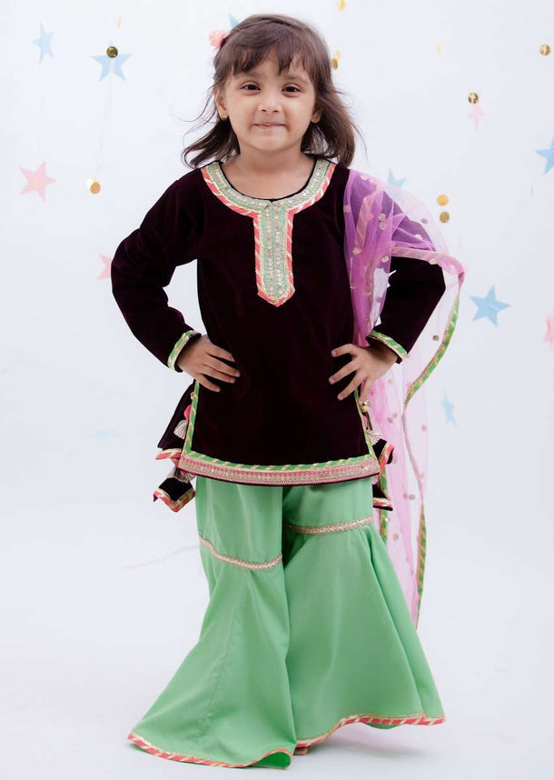 Green Sharara And Velvet Kurti With Gotta Lace And Tassels By Fayon Kids