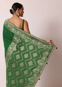 Green Bandhani Silk Saree With Woven Motif And Unstitched Blouse Piece