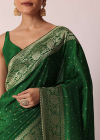 Green Bandhani Silk Saree With Woven Motif And Unstitched Blouse Piece