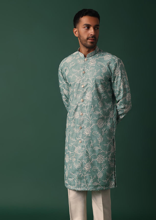 Green Cotton Silk Kurta Set With Intricate Thread Work