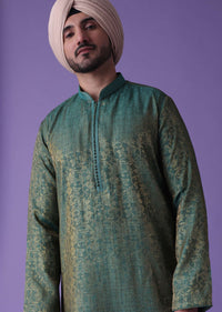 Green Kurta Set In Foil Jacquard With Two Way Floral Print