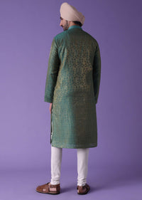 Green Kurta Set In Foil Jacquard With Two Way Floral Print