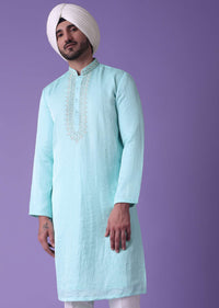 Green Kurta Set In Raw Silk With Threadwork