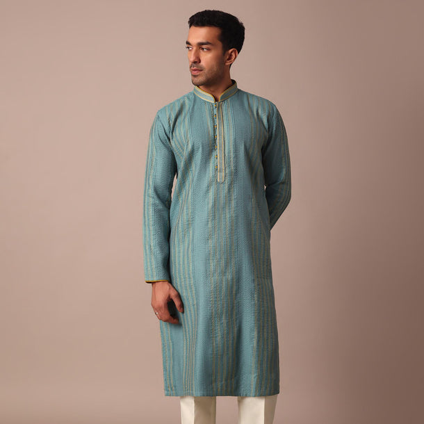 Green Kurta Set With Resham Thread Work