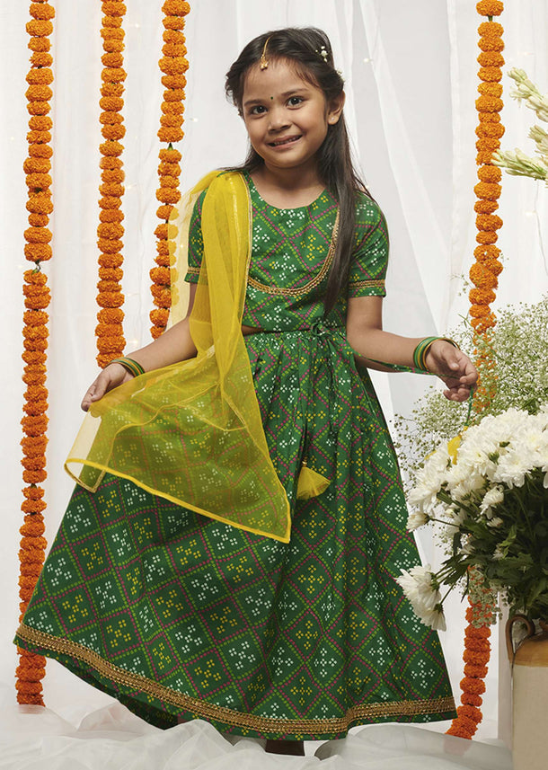 Kalki Girls Green Lehenga Choli In Cotton With Bandhani Print All Over By Tiber Taber