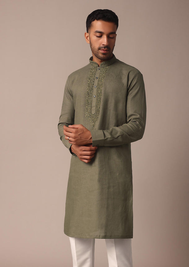 Green Linen Kurta With Intricate Yoke Work