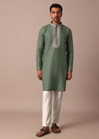 Green Linen Kurta With Thread Resham Yoke