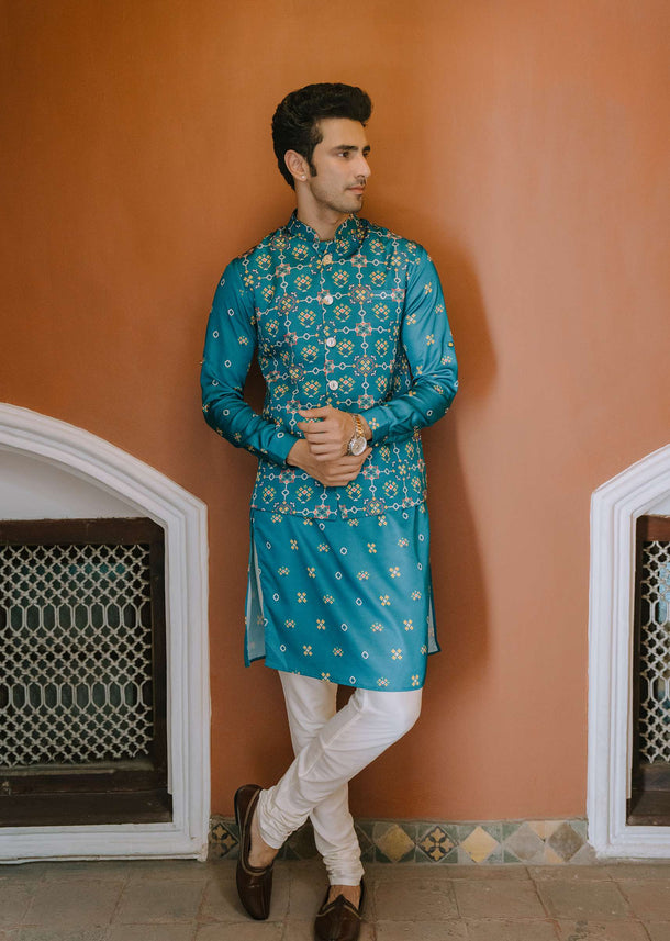 Green Printed Bundi And Kurta Set In Silk