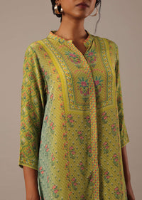 Green Shirt Collar Printed Short Kurta With Pants