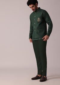 Green Short Kurta And Bandi Featuring Embroidery Detailing