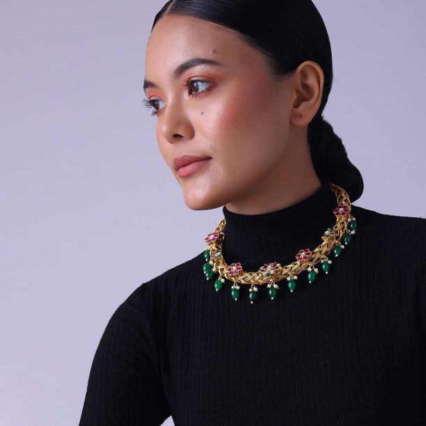 Green Meenakari Choker Necklace In Gold Finish With Pearls