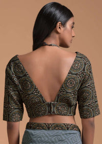 Grey Saree In Cotton With Multi Color Block Printed Applique On The Pallu And Self Printed Buttis Online - Kalki Fashion