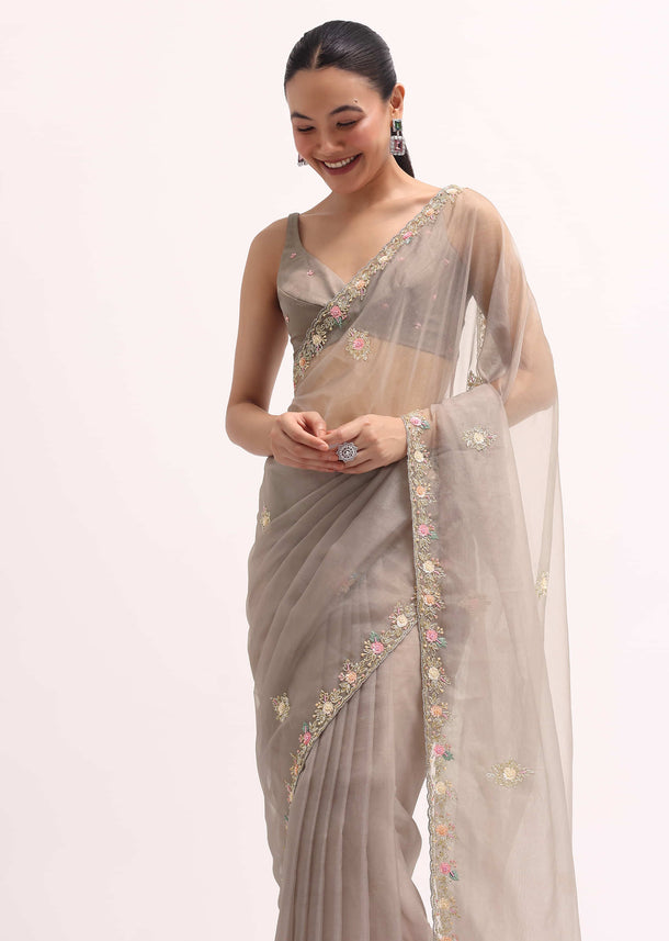 Grey Scallop Border Organza Saree With Unstitched Blouse