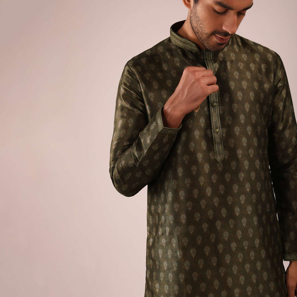 Green Kurta Set In Silk With Block Printed Buttis