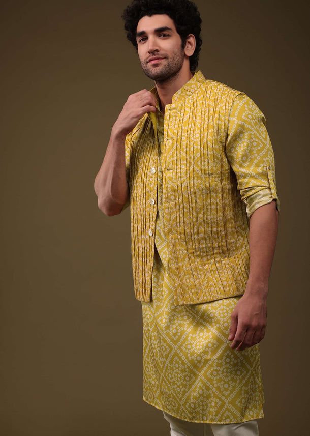 Honey Yellow Jacket Kurta Set In Silk With Bandhani Print