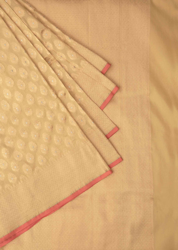 Ivory cream chanderi silk saree with weaved butti and geometric motif pallav border