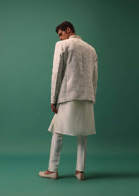 Ivory White Highlighted Bandhgala Set With Kurta And Fusing Pants