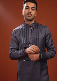 Fog Grey Festive Kurta In Mini Silk With A Cocktail Look