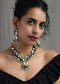 Green Victorious Stone Polki Necklace Set