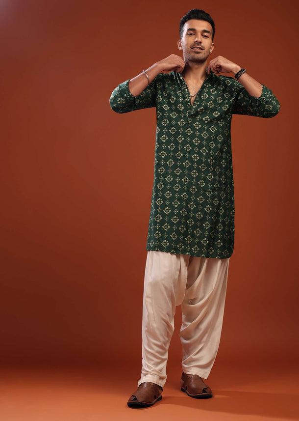 Deep Green Dhoti Kurta In Cotton With Foil Print