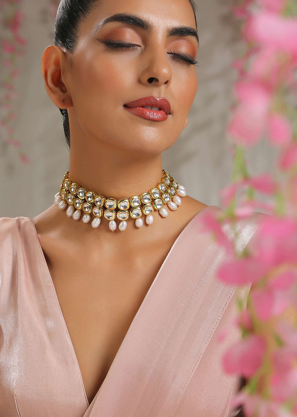 Kundan And Pearls Necklace Set