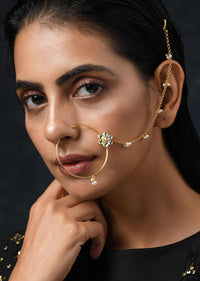 Floral Kundan Nosepin