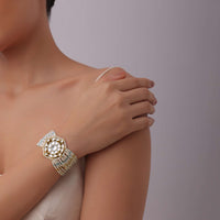 Kundan Embellished Bracelet With Aqua Blue Beads