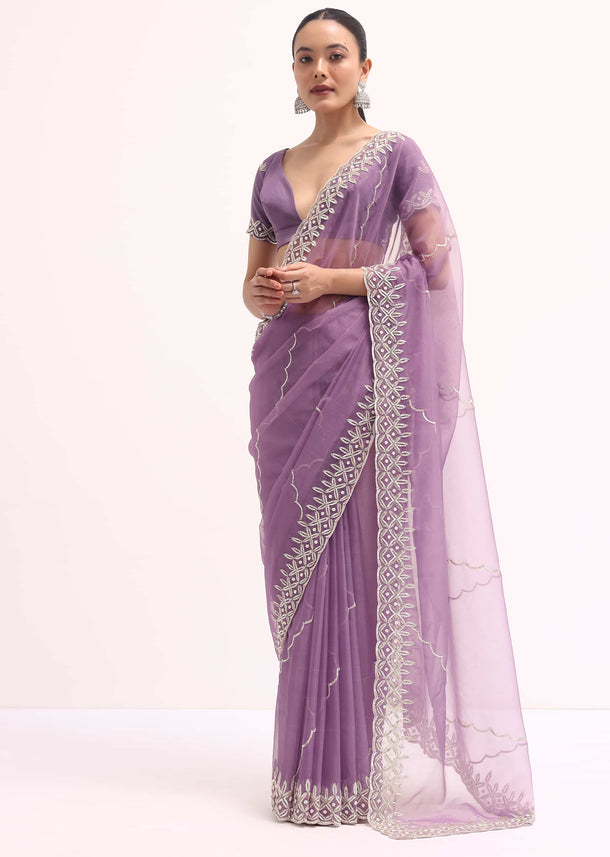 Lavender Scallop Border Saree With Unstitched Blouse