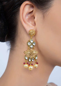 Long Traditional Earring With Kundan And Pearls Online - Kalki Fashion