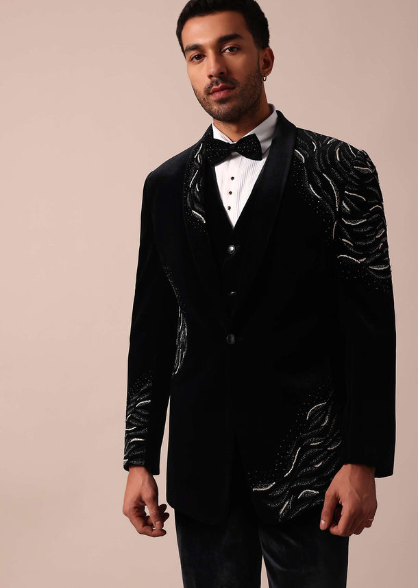 Luxe Black Tuxedo For Men