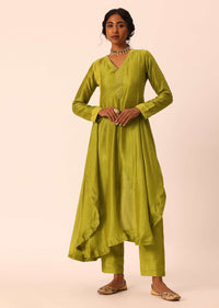 Mehendi Green Embroidered Kurta Set In Chiffon