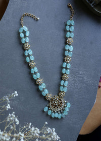 Mint Kundan Necklace In Gold Plated Silver Alloy