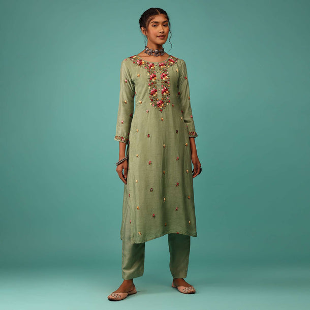 Pista Green Kurta Set In Dola Silk With Kashmiri Thread Embroidery & 3D Floral Work